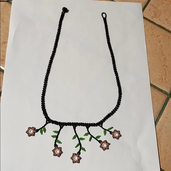 Necklace - Picture 1 of 2